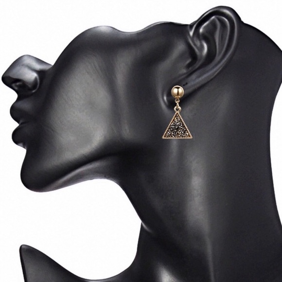 2/$20!  Gold/Black Crystal Triangle Earrings - Picture 5 of 8